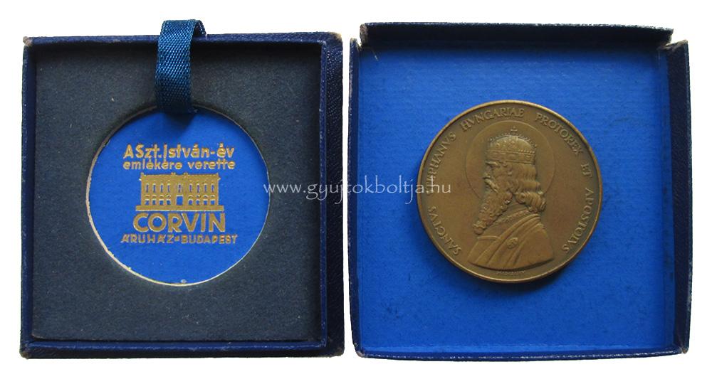 Madarassy Walter: Szent Istvn 1938 / Szent Jobb + eredeti Corvin dobozban!